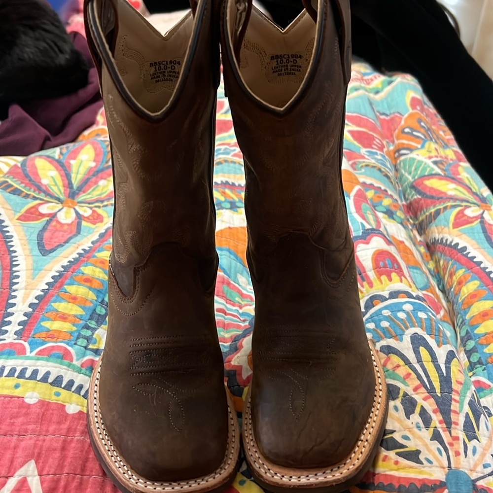 Cody James size 10 boys boots